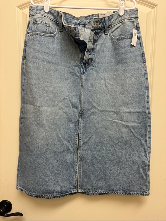 Old Navy Dresses & Skirts - Old Navy Light Blue Denim Midi Skirt
